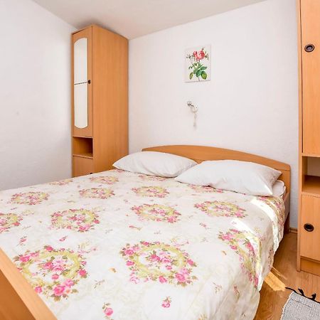 Apartments Karleusa Rogoznica  Bagian luar foto