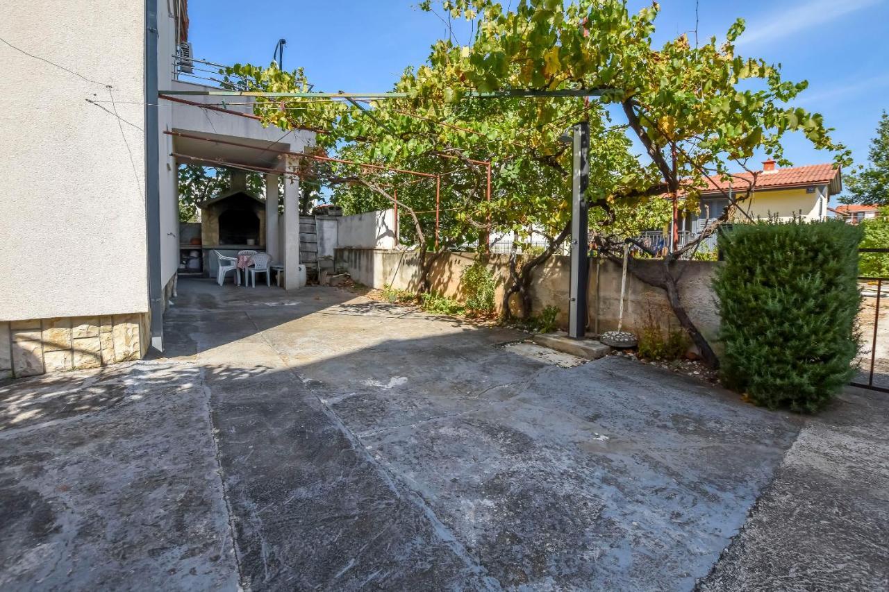 Apartments Karleusa Rogoznica  Bagian luar foto